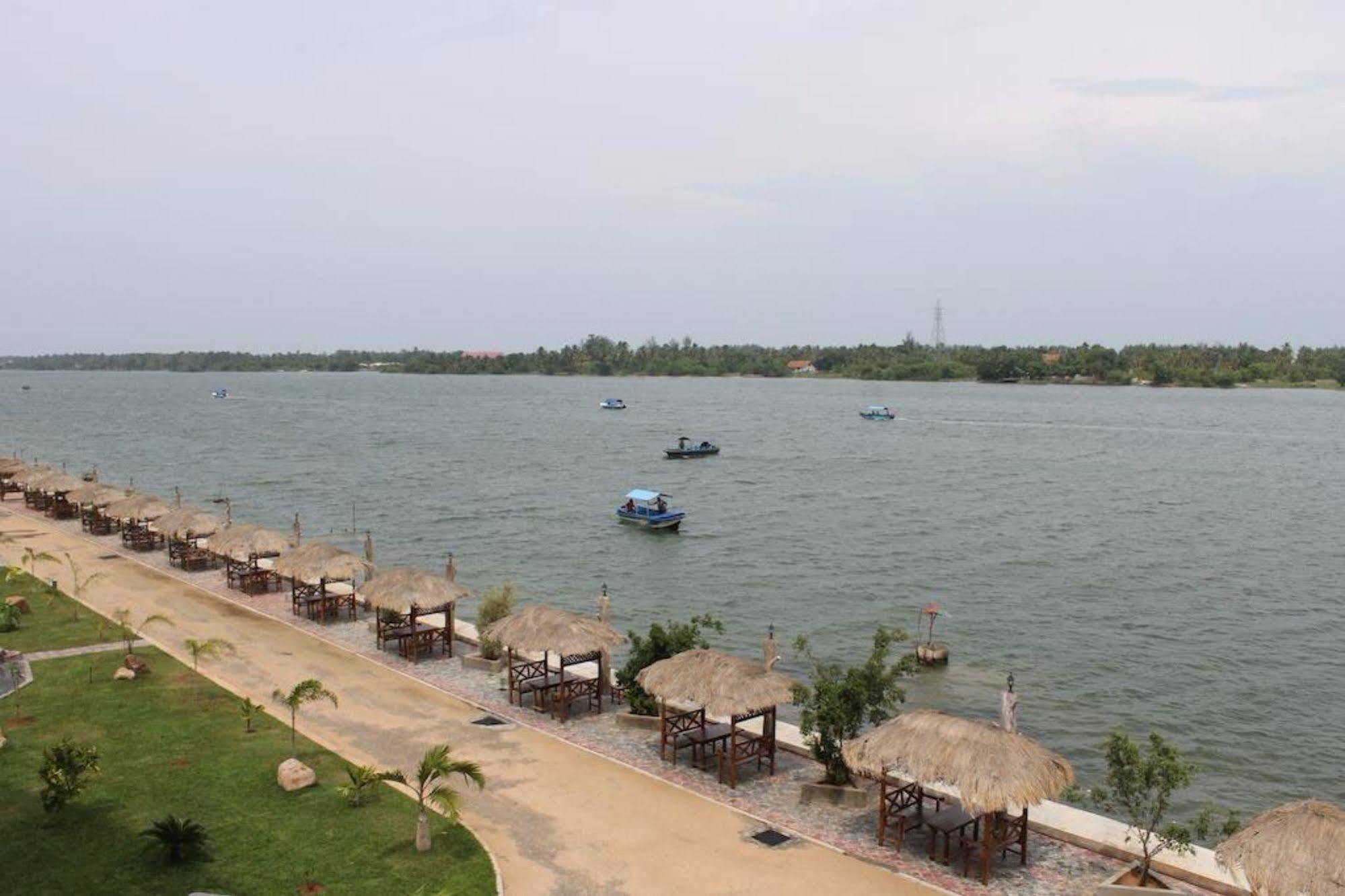 Hotel East Lagoon Batticaloa Eksteriør billede
